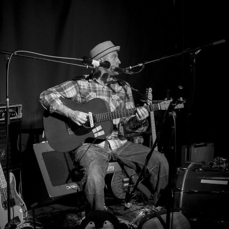 The Real Si-B live at the Brunswick1